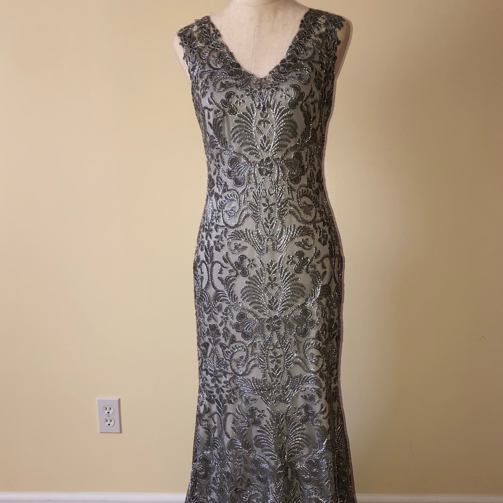 Tadashi Shoji NWT silver/taupe lace gown